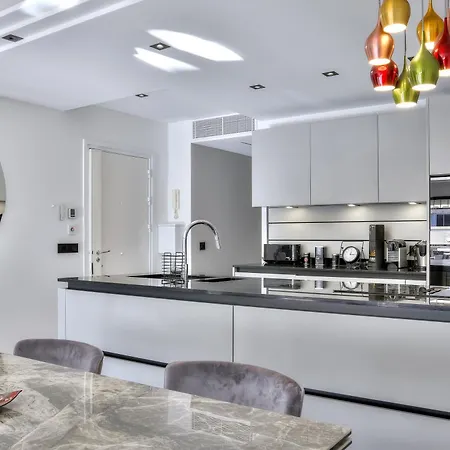 Luxury 4 Stars Croisette Apartment