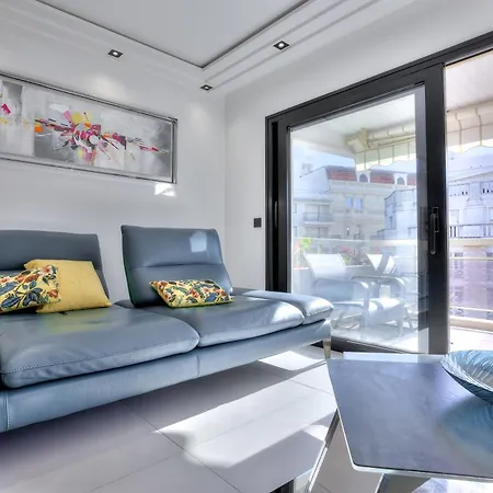 Luxury 4 Stars Croisette Apartment Cannes