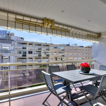 Luxury 4 Stars Croisette Apartment *